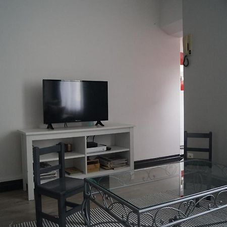 Appartement Au Coeur De Vendôme מראה חיצוני תמונה