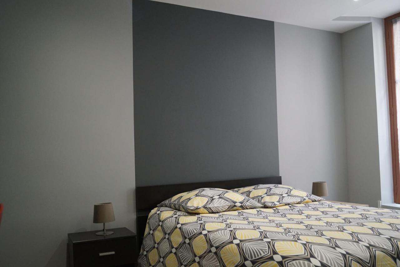Appartement Au Coeur De Vendôme מראה חיצוני תמונה